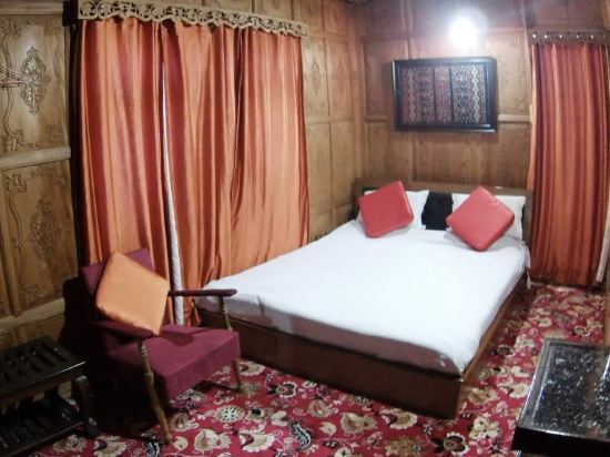 Mother India Group of houseboats. — фото 6