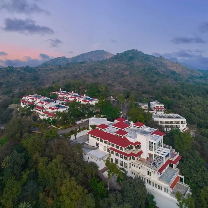 Гора Абу: WelcomHeritage Connaught House, Mount Abu
