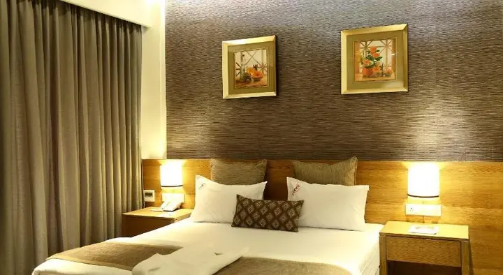 Сатара: Hotel Preeti Executive