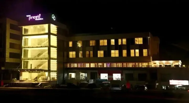 Сатара: Hotel Preeti Executive