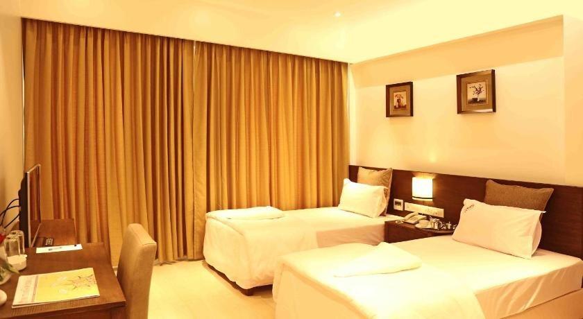 Сатара: Hotel Preeti Executive
