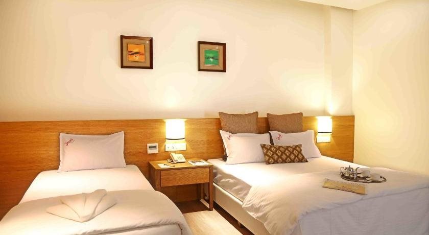 Сатара: Hotel Preeti Executive