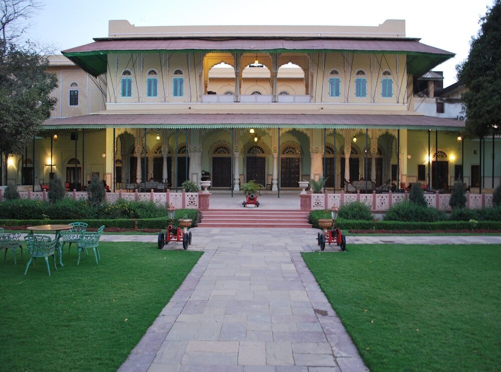 Джайпур: Castle Kanota Hotel