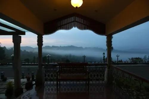 Ути: Western Valley Resorts