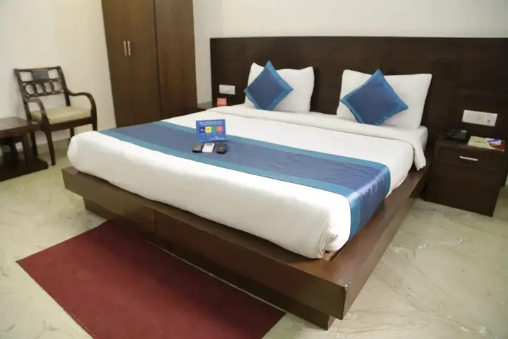 Нью-Дели: FabHotel Karol Bagh Main Market
