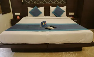 Нью-Дели: FabHotel Karol Bagh Main Market
