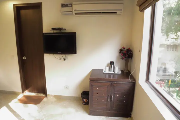Нью-Дели: FabHotel Karol Bagh Main Market