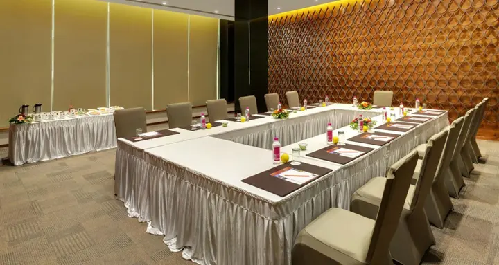 Бхудж: Click Hotel Bhuj