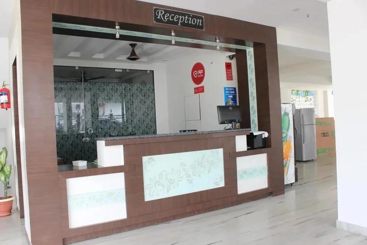 Нагпур: Hotel Asian Inn