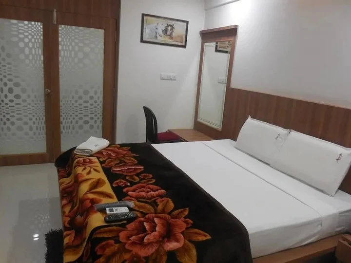Нагпур: Hotel Asian Inn