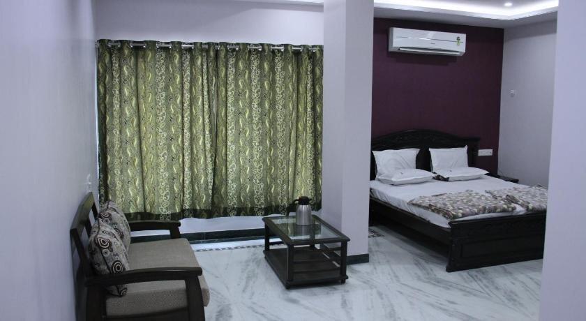 Нагпур: Hotel Gujrat