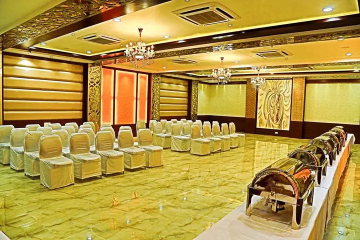 Агра: Hotel Taj Heights