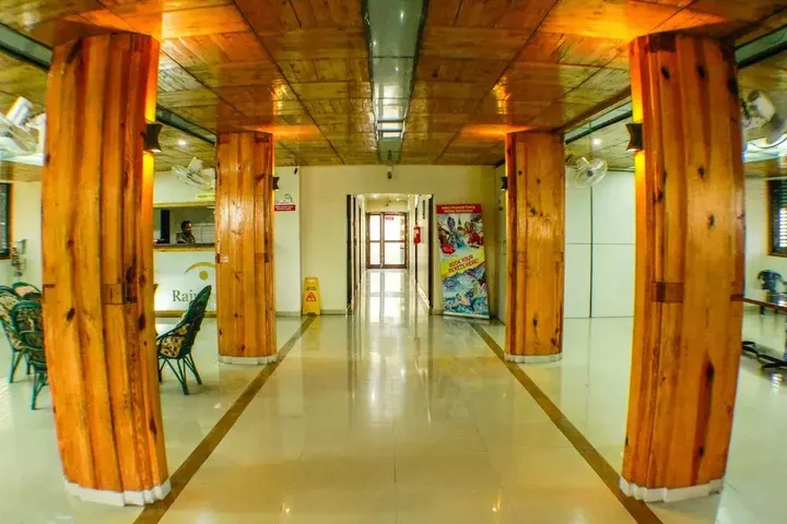 Лонавала: Rainwood Residency