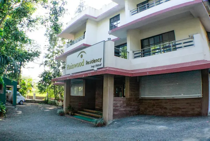 Лонавала: Rainwood Residency