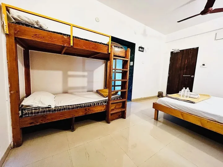 Лонавала: Rainwood Residency