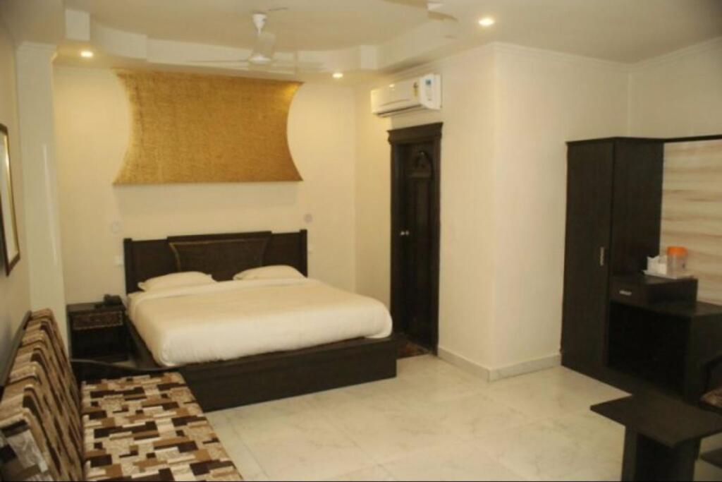Дехрадун: Hotel Shagun Palace