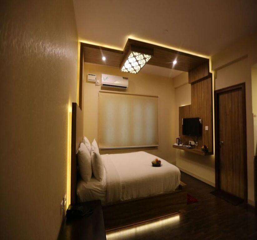 FabHotel Grand Savoury Suites — фото 4