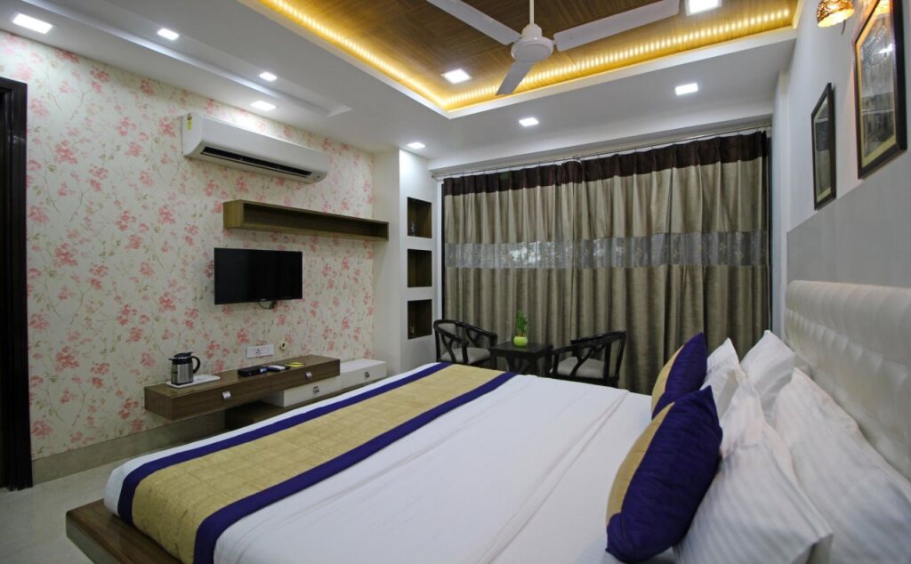 Гуруграм: Gazebo Inn & Suites