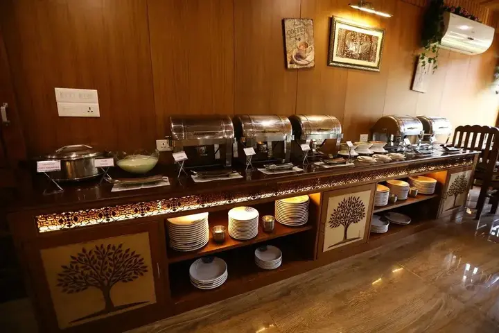 Манали: Hotel Natraj