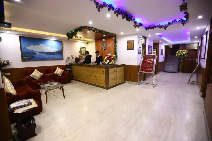 Манали: Hotel Natraj