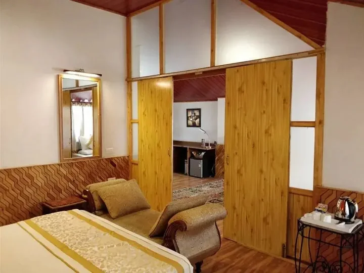 Манали: Hotel Natraj