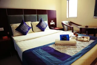 Пуна: OYO 1061 Hotel Bhairavee