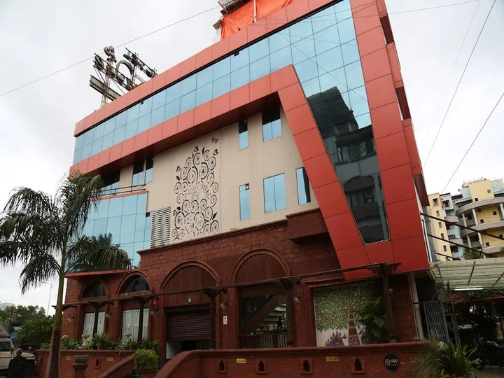 Пуна: OYO 1061 Hotel Bhairavee