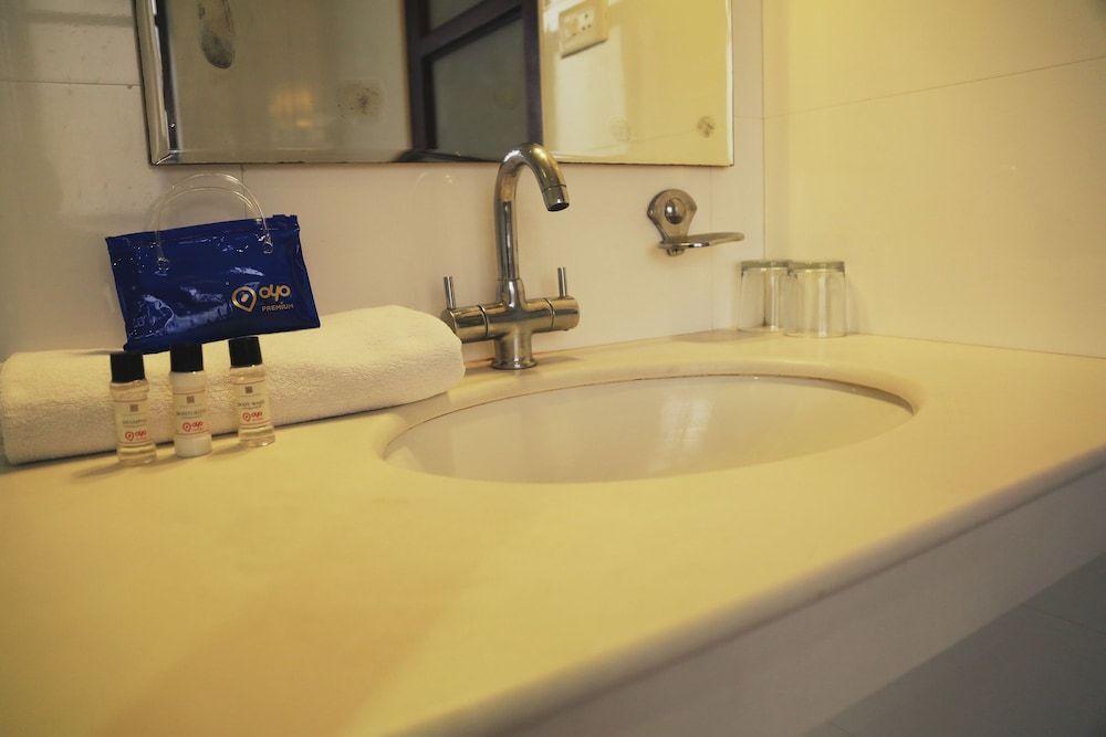 Пуна: OYO 1061 Hotel Bhairavee