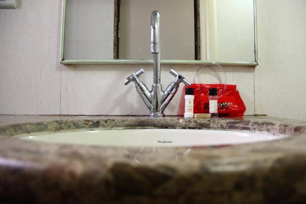 Пуна: OYO Rooms Kalyani Nagar