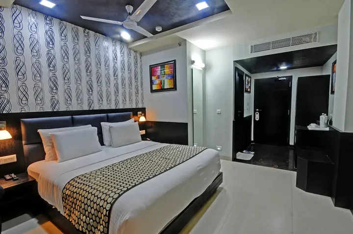 Пури: OYO Premium VIP Road