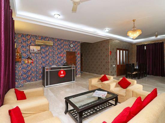 Нойда: Oyo 1450 Hotel Ashray