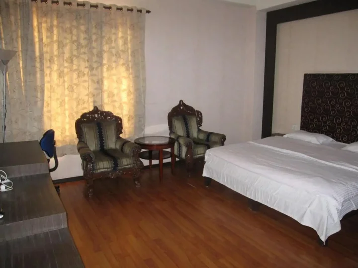 Большая Нойда: OYO Premium Chi Greater Noida