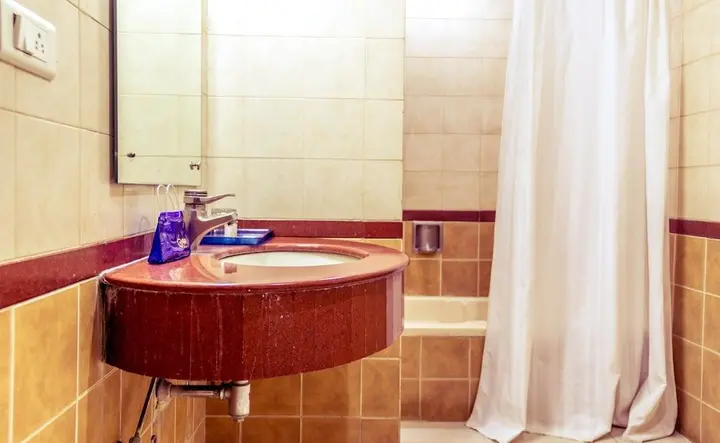 Висакхапатнам: OYO 1667 Hotel Micro Continental