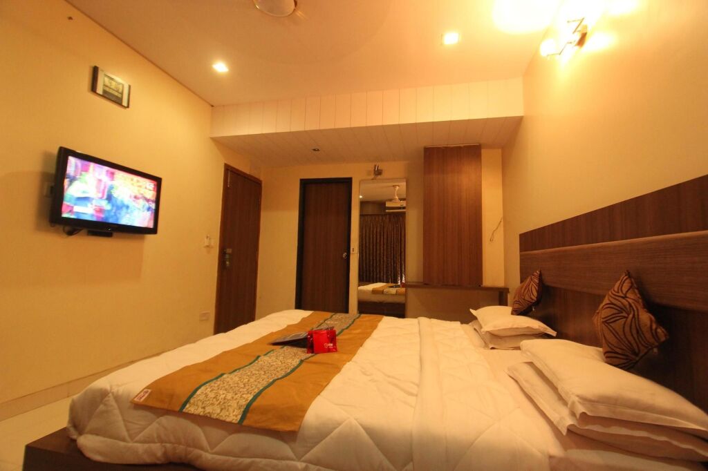 Сурат: OYO Rooms Delhi Gate