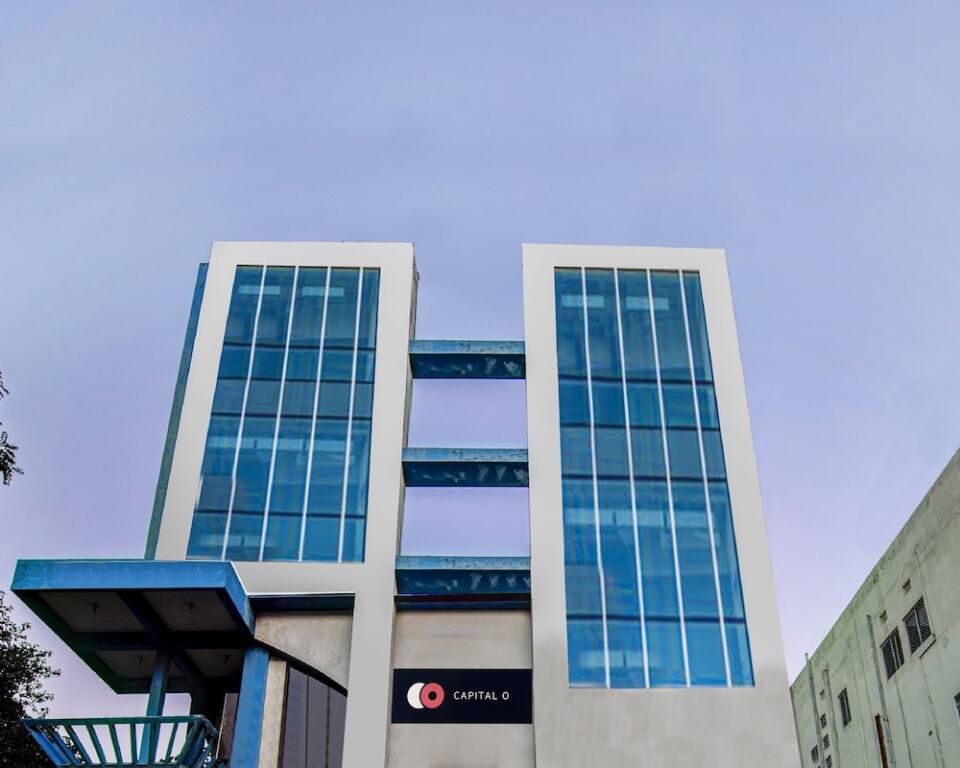 Ранчи: Capital O 1585 Hotel Palash Residency