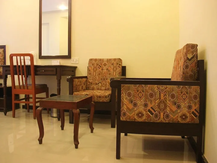 Вадодара: OYO 1697 Hotel PM Regency