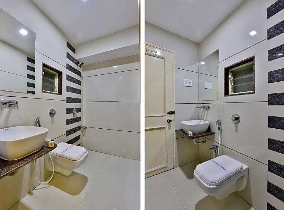 Вадодара: OYO 17117 Hotel Rainbow