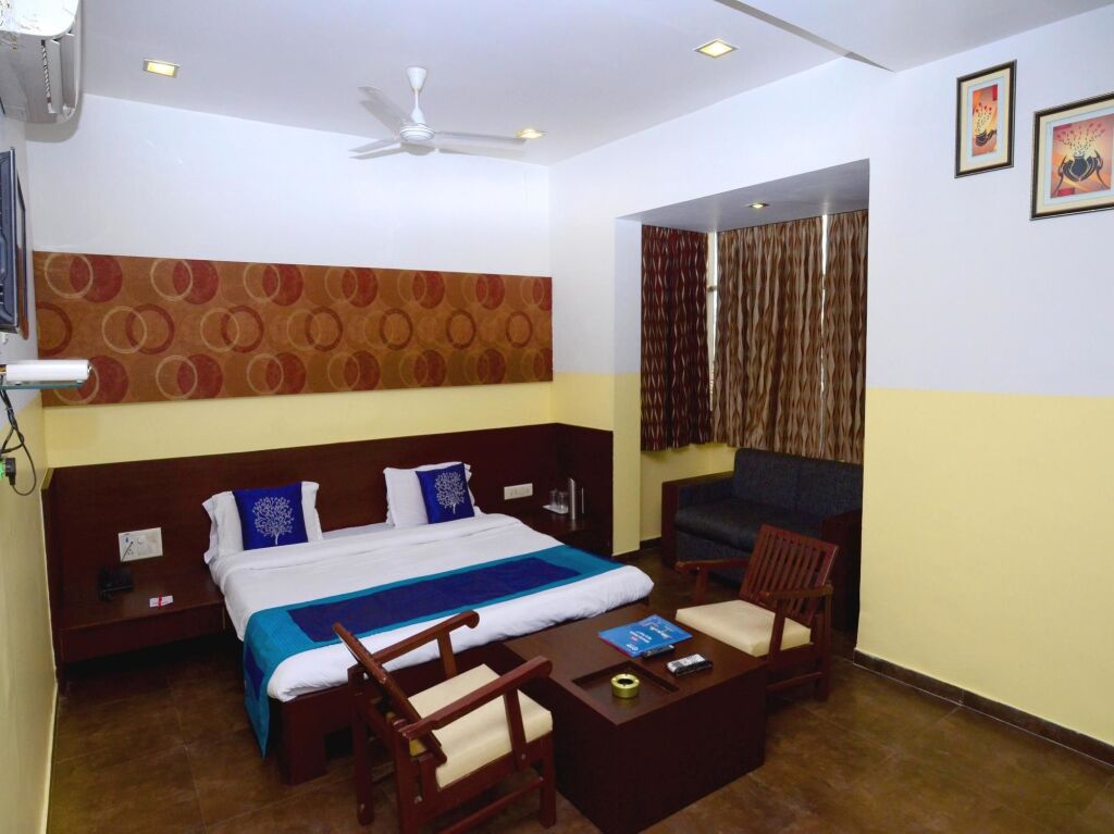 carousel image 0