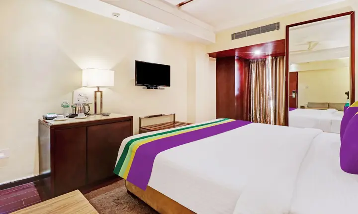 Виджаявада: OYO Rooms NTR Health University