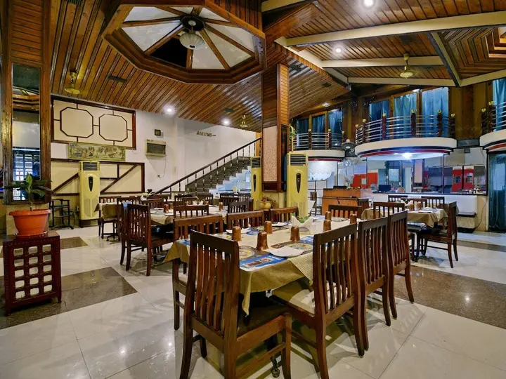 Варанаси: OYO 1294 Hotel Padmini International