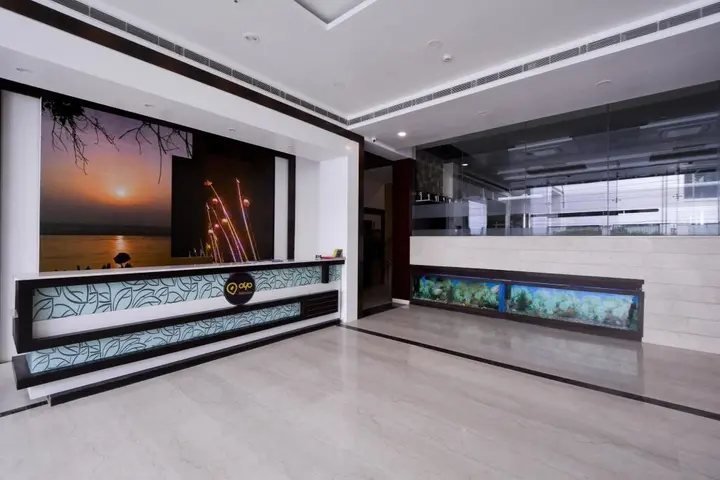 Варанаси: OYO Premium JHV Mall Cantonment