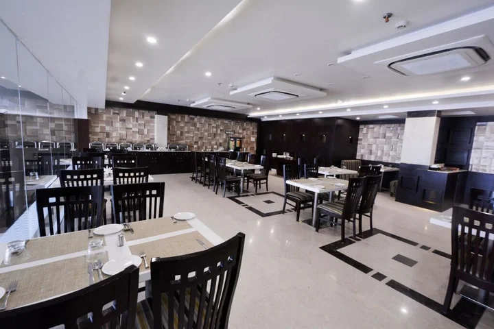 Варанаси: OYO Premium JHV Mall Cantonment