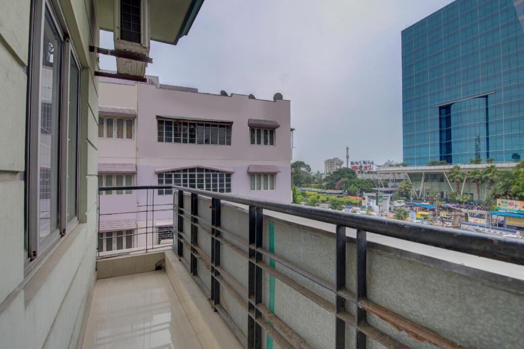 Колката: OYO Flagship 1805 Blue Orchid Corporate Inn
