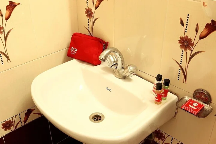 Колката: OYO 1764 Hotel Maruti Lodging
