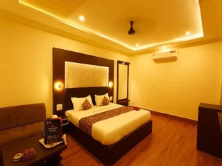 Кота: OYO Premium Kotri Circle