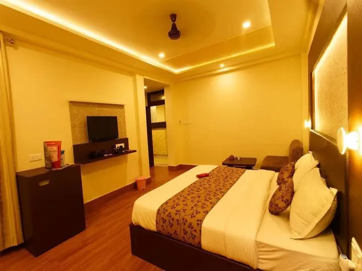 Кота: OYO Premium Kotri Circle