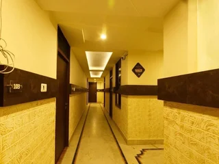 Кота: OYO Premium Kotri Circle