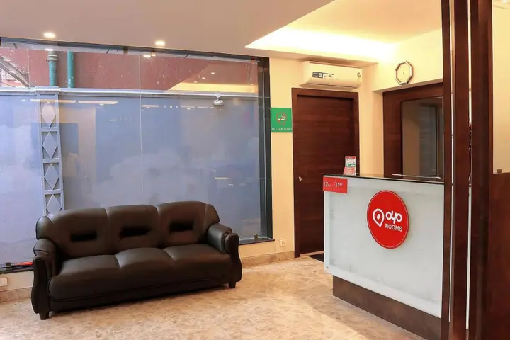 Колката: Hotel Crest Inn
