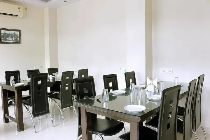 Колката: OYO 884 Hotel Sheldon