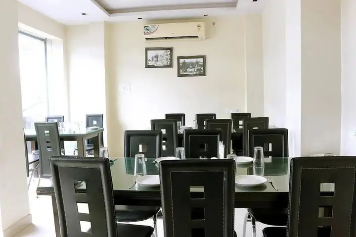 Колката: OYO 884 Hotel Sheldon